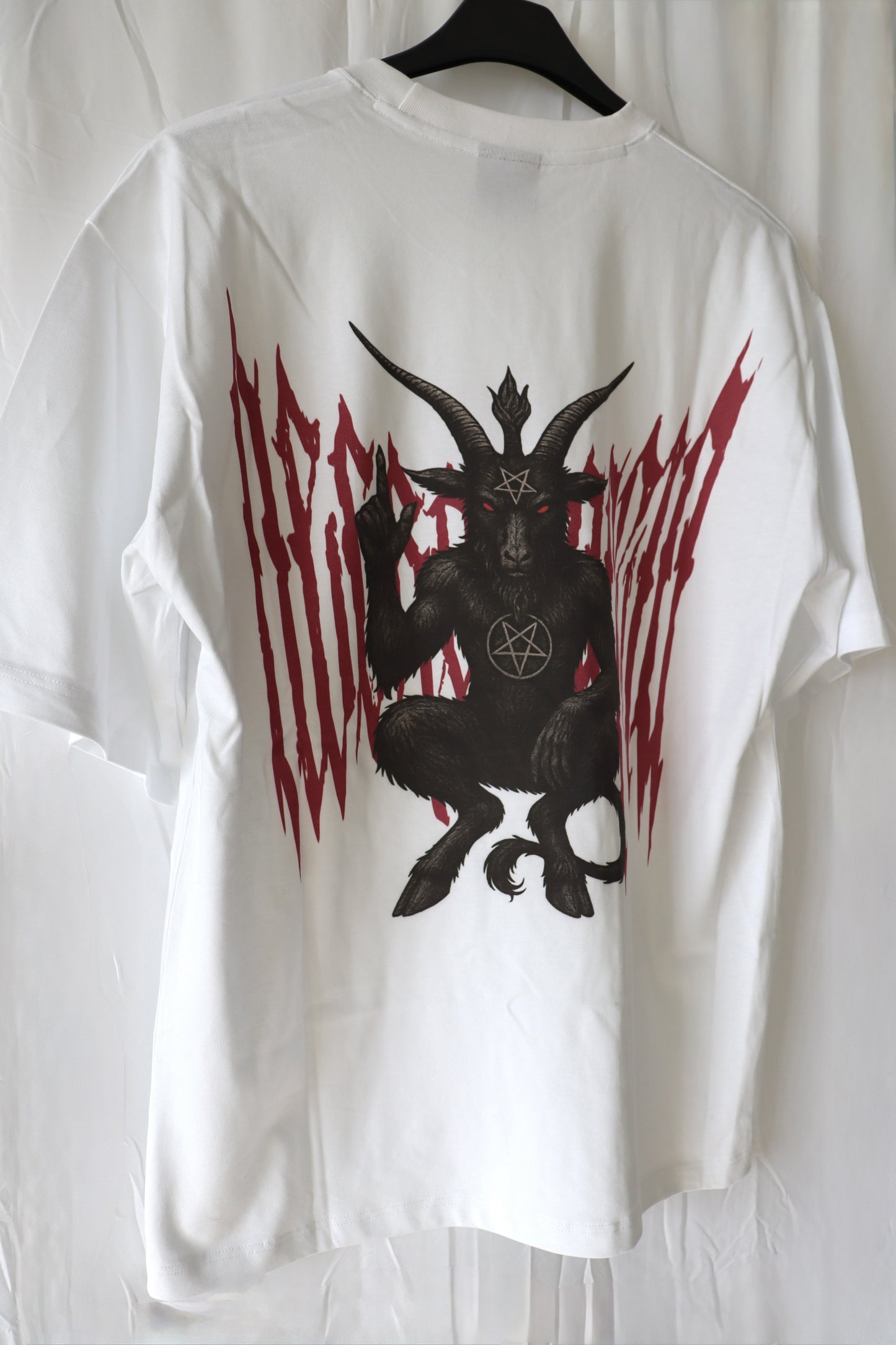 T-shirt oversized "Malignant" white edition Necromanzia Apparel