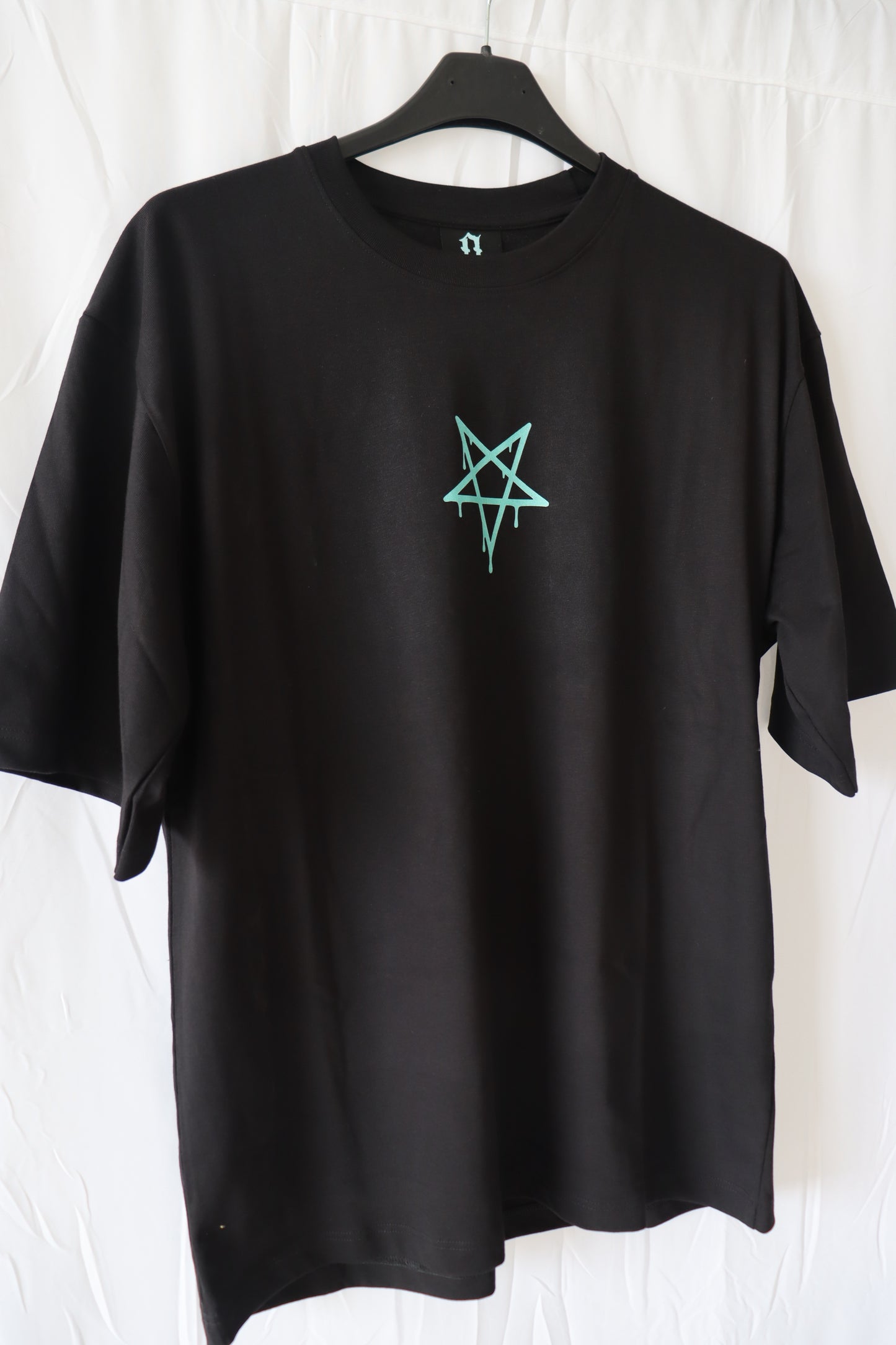 T-shirt oversized "Malignant" black edition Necromanzia Apparel
